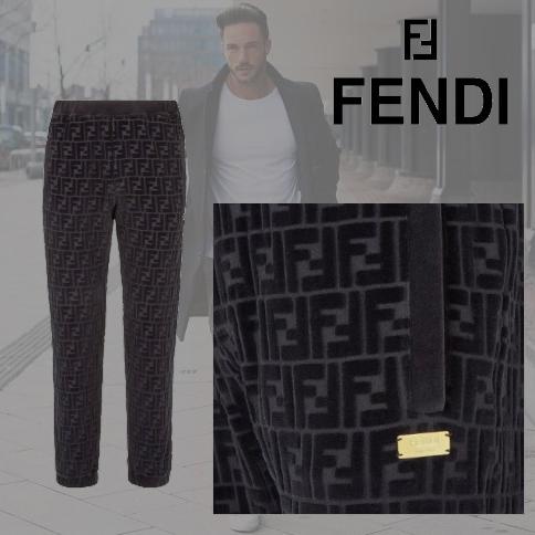 【FENDI】限定コラボ! FENDI X JACKSON WANG FFモチーフ パンツ100905